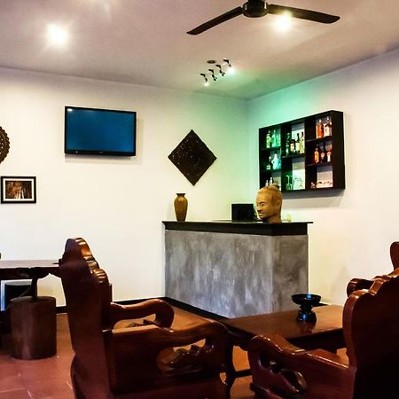 Private Boutique Home With Pool, The Fin Inn Siem Reap Exterior photo