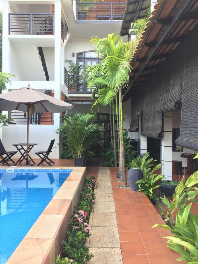Private Boutique Home With Pool, The Fin Inn Siem Reap Exterior photo
