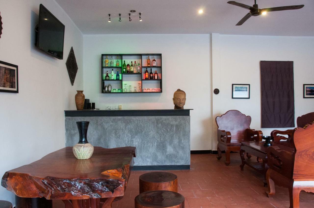 Private Boutique Home With Pool, The Fin Inn Siem Reap Exterior photo