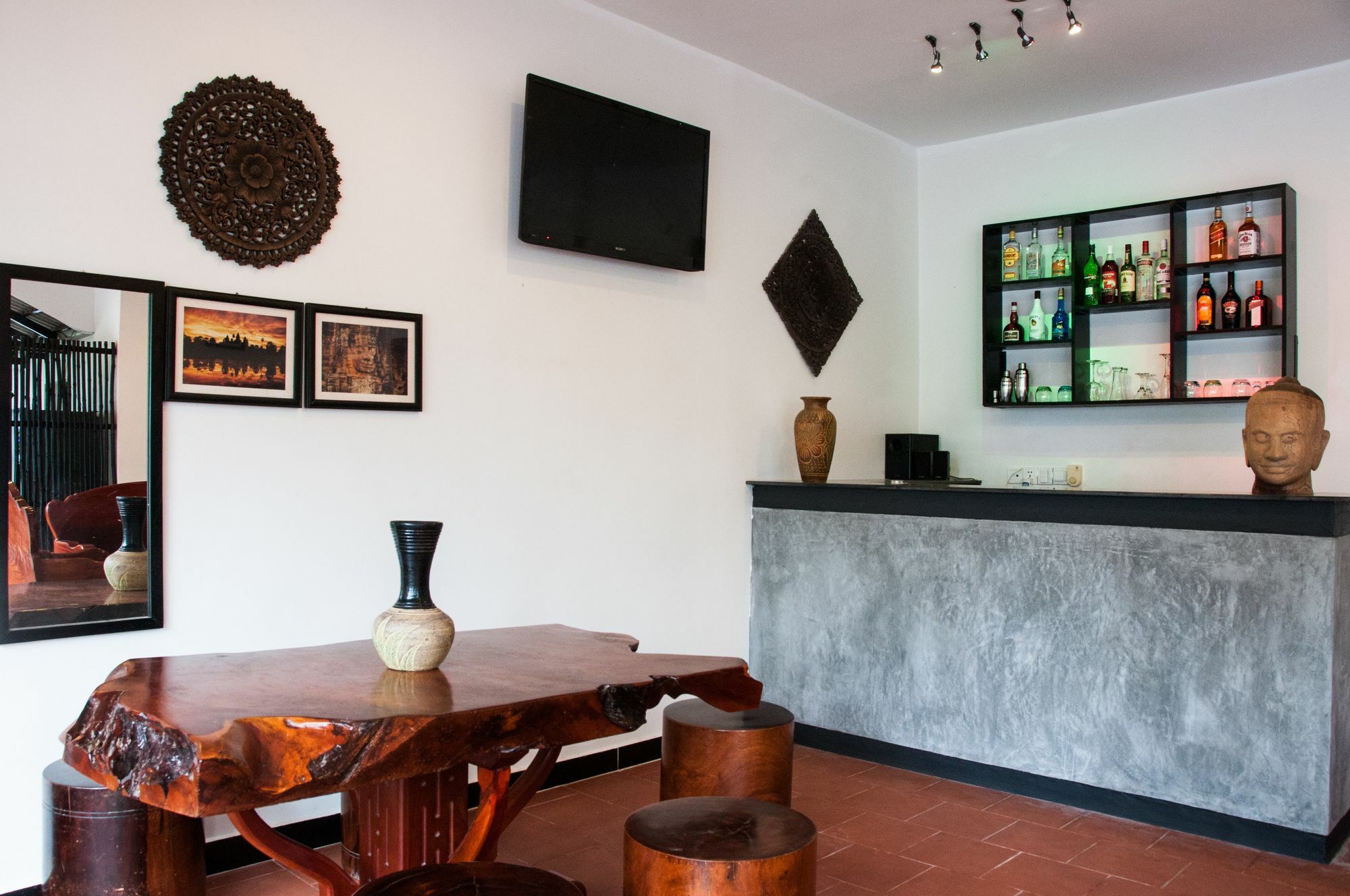 Private Boutique Home With Pool, The Fin Inn Siem Reap Exterior photo