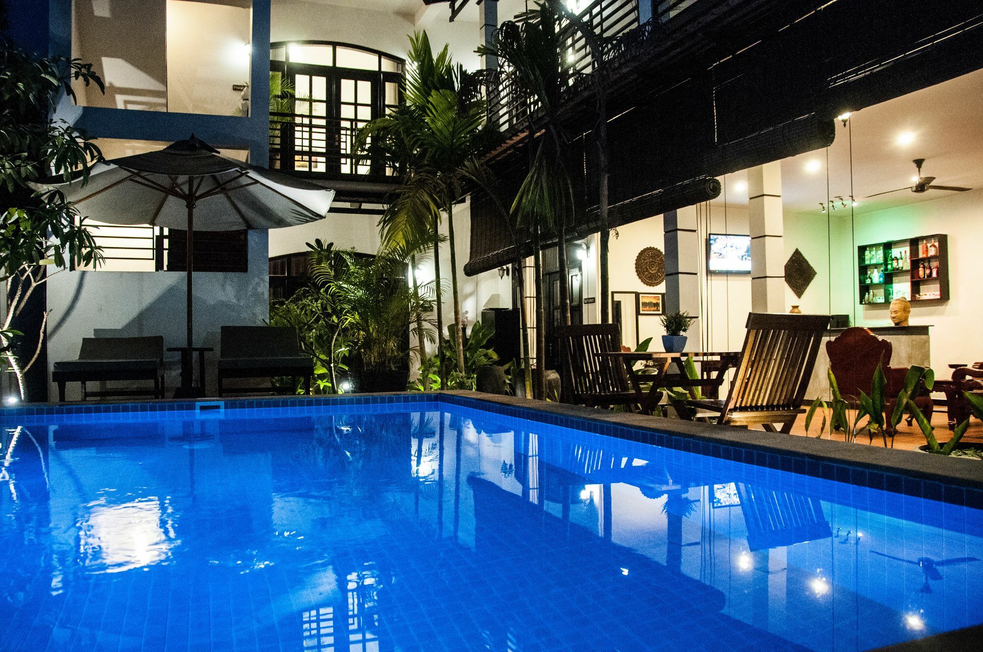 Private Boutique Home With Pool, The Fin Inn Siem Reap Exterior photo